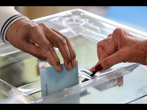 Francia, in lieve calo l'affluenza alle comunali alle 17