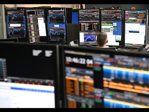 Borsa: l'Europa ancora in rosso con l'escalation in Iran