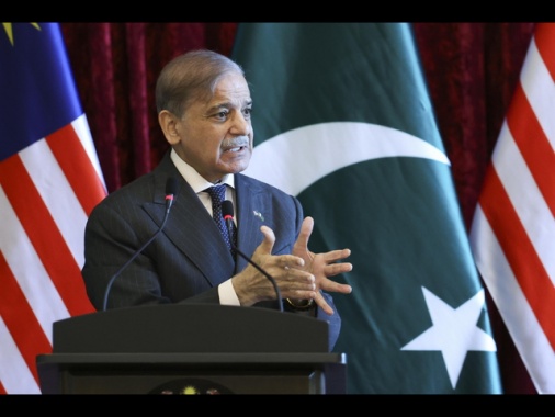 Premier Pakistan, 'pronti a ospitare i colloqui di pace'