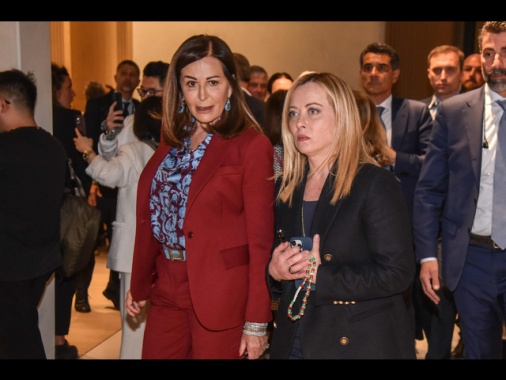 Meloni, Santanchè faccia la stessa scelta di Delmastro e Bartolozzi