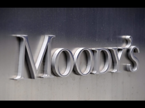 Moody's lima il pil dell'Italia nel 2026 a +0,7%, inflazione accelera