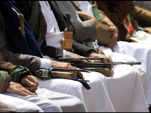 Gli Houthi dello Yemen rivendicano il primo attacco contro Israele