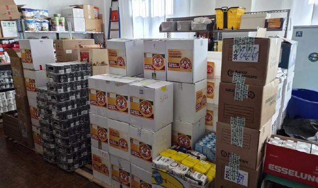 La generosità degli studenti non si ferma: 119 pacchi per le famiglie in difficoltà