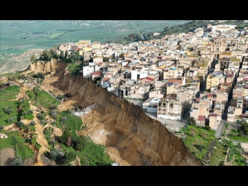 Procuratore Gela, nulla è stato fatto a Niscemi dopo la frana del 1997