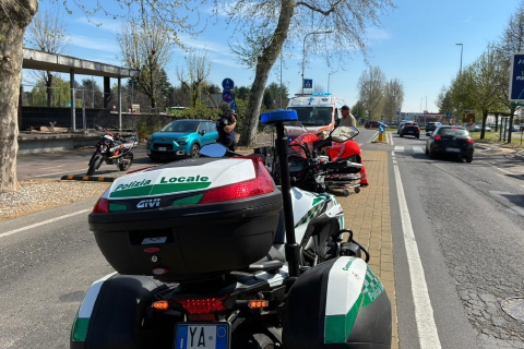 Saronno: investe ciclista e scappa