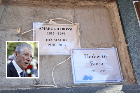 Bossi sepolto a Cassano. In un loculo le sue ceneri