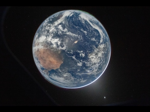 Nasa, Artemis II ha raggiunto i due terzi del viaggio verso la Luna