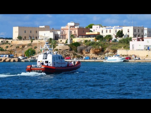 Superstiti del naufragio, 'sono 80 i dispersi'