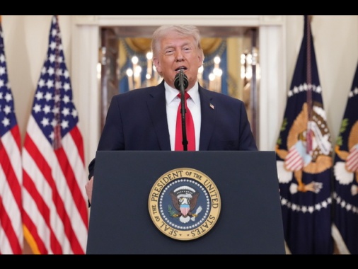 Post criptico di Trump, sembra prorogare l'ultimatum per l'Iran