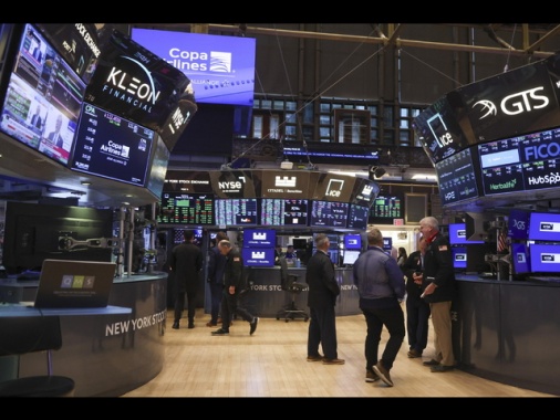 Wall Street apre contrastata, Dj -0,06%, Nasdaq +0,36%