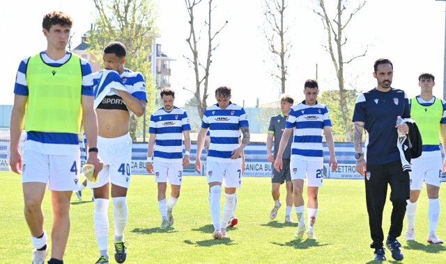 Delusione in casa Pro Patria dopo il pareggio casalingo contro l’ultima in classifica (foto Domenico Ghiotto) 