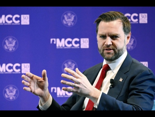 Vance, 'con l'Iran raggiunta tregua fragile, ora negoziare in buona fede'