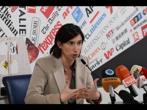 Schlein, che deve succedere ancora prima che Meloni chieda a Netanyahu di fermarsi?