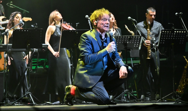 I sogni di Massimo Ranieri incantano Varese