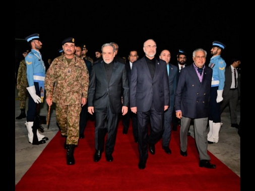 Pakistan: 'Iran e Usa rispettino il cessate il fuoco'