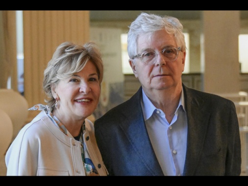 Inchiesta su passata gestione del Teatro San Carlo, 12 indagati