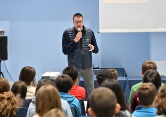 Gli studenti domandano, Vescovi apre il cuore