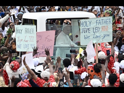 Il Papa, 'l'umanità ha fame di pace, servono gesti di perdono'