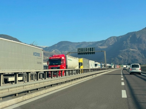 L'autotrasporto va verso il blocco dei servizi