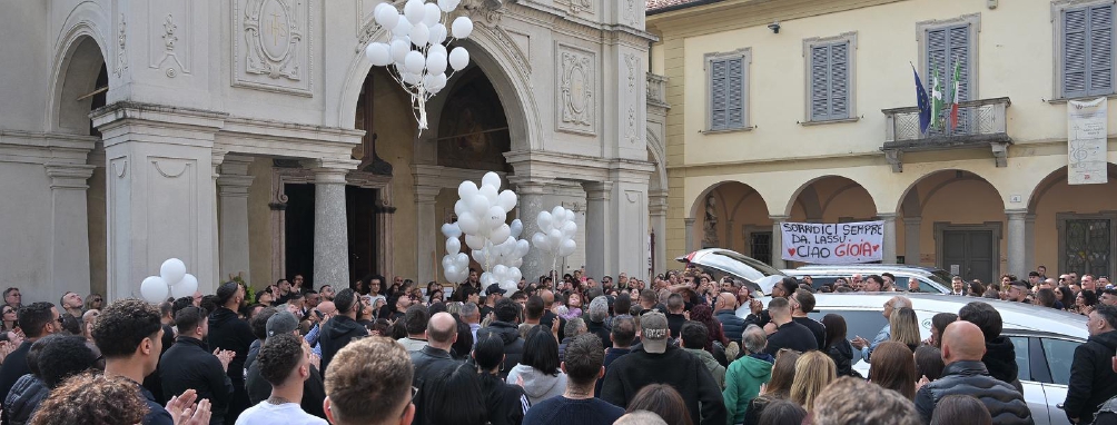 Un urlo da brivido: «Basta violenza»