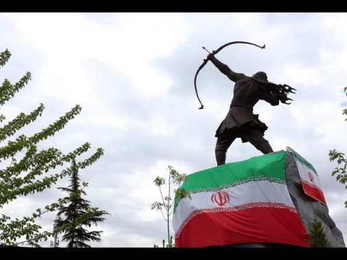 Teheran, sono gli Usa a violare la tregua con un blocco navale illegale