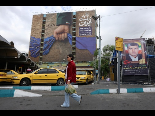 Fonti Pasdaran, l'Iran non andrà ai colloqui finchè resta blocco Usa