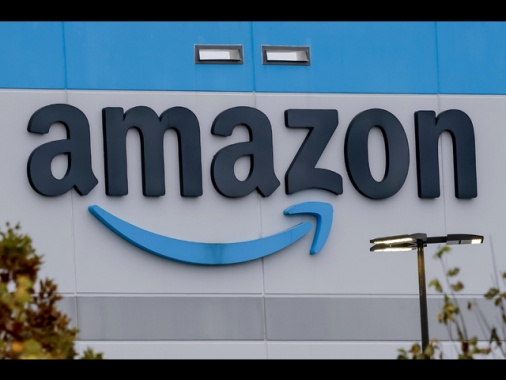 Amazon investe 5 miliardi in Anthropic