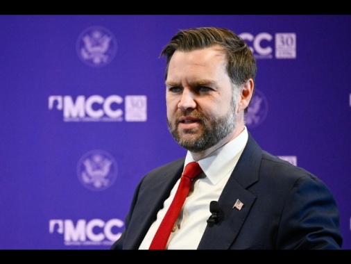 Wsj, Trump valuta di cancellare il viaggio di Vance a Islamabad