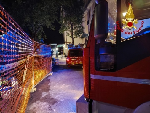 Incendio al tribunale di Ivrea, segnalati dei boati
