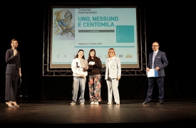 Il teatro contro il bullismo: premiato l’IC Aldo Moro