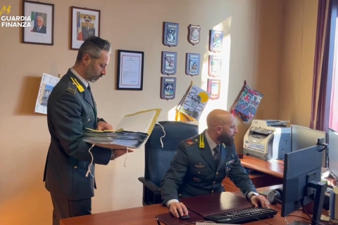 Truffe delle auto di lusso. Smantellata la banda