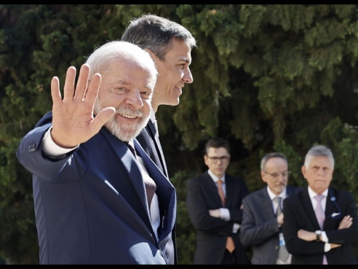 Ricavi petroliferi extra per ridurre le accise sui carburanti in Brasile