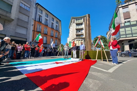 «Contro la remigrazione e le guerre»