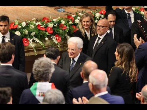 Mattarella, 25 aprile non per posizioni ideologiche ma per 'amor di Patria'