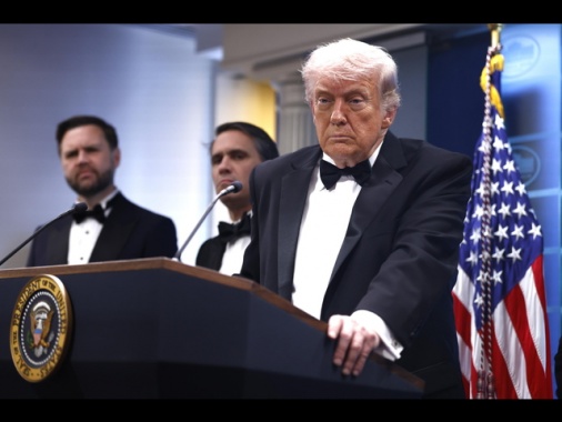 Trump agli americani, risolviamo le differenze pacificamente