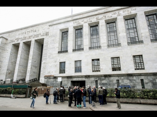 Atti alla Procura di Milano, se la richiesta di grazia di Minetti è infondata