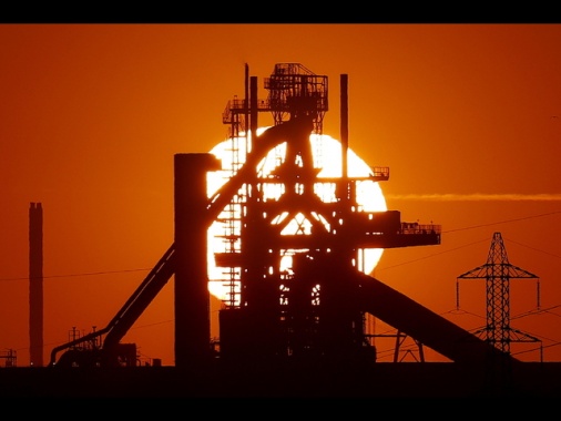 Prezzo del petrolio Wti in calo dello 0,14% a 99,79 dollari