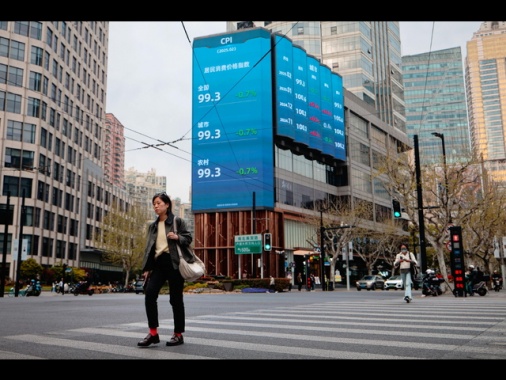 Borsa: Asia positiva in attesa della Fed, Tokyo chiusa
