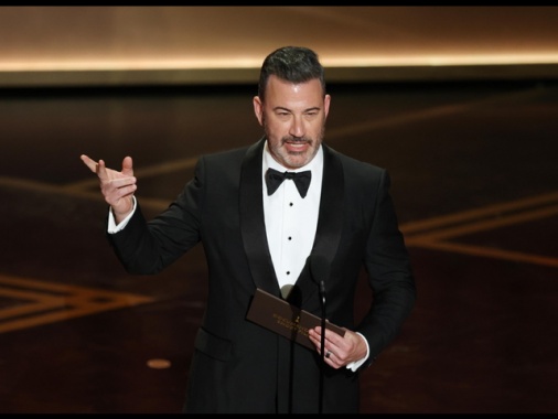 Kimmel non si lascia intimorire e nello show torna a deridere Trump