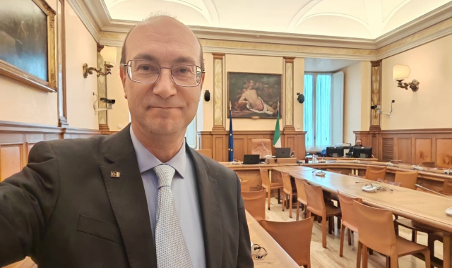 Il deputato varesino Antonio Ferrara