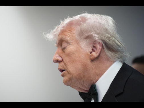 Trump insiste, 'deluso dalla Nato su Iran, re Carlo ci avrebbe aiutato'