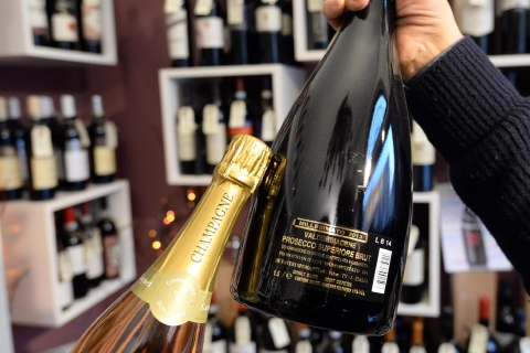 Fa razzia di champagne. Condannato a sette anni