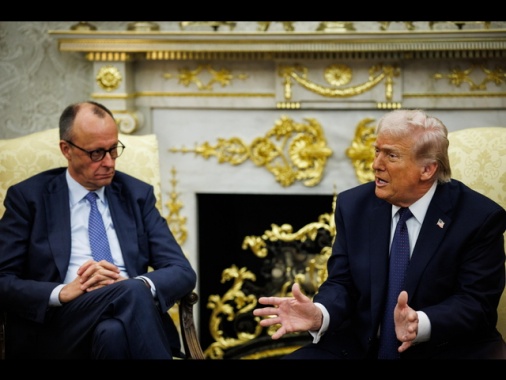 Trump, 'valutiamo riduzione truppe Usa in Germania, decisione a breve'