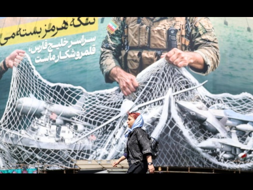 Axios, comandanti oggi da Trump su nuove opzioni militari contro l'Iran