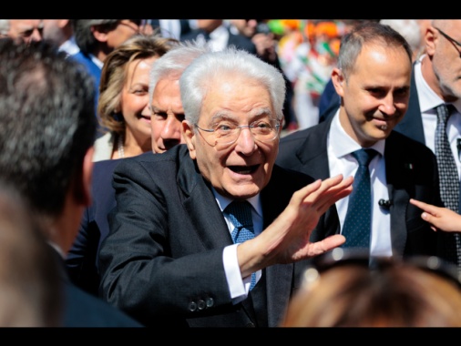 Mattarella, il lavoro è il fondamento della nostra convivenza