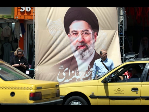 Media Iran, 'Teheran ha consegnato una nuova proposta negoziale'