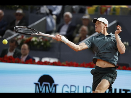 Tennis: il francese Fils battuto in due set, Sinner in finale a Madrid