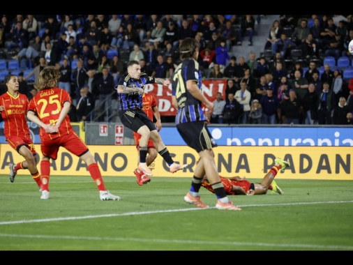Calcio: Pisa-Lecce 1-2, i toscani e anche il Verona retrocedono in Serie B