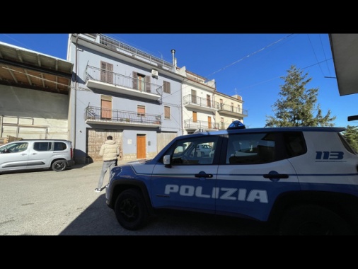 Morte avvelenate: lunedì il prelievo di telefoni e pc delle vittime in casa