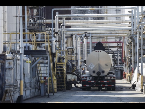 Boom dell'export di petrolio Usa con la chiusura di Hormuz
